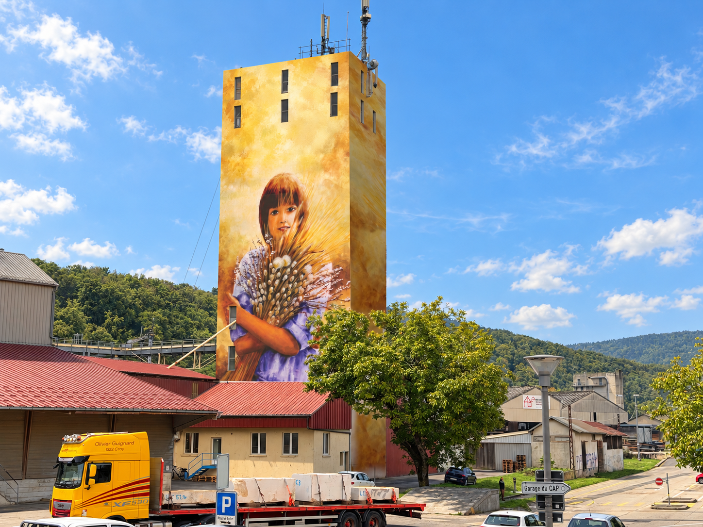 Silo mural sous un soleil d e te